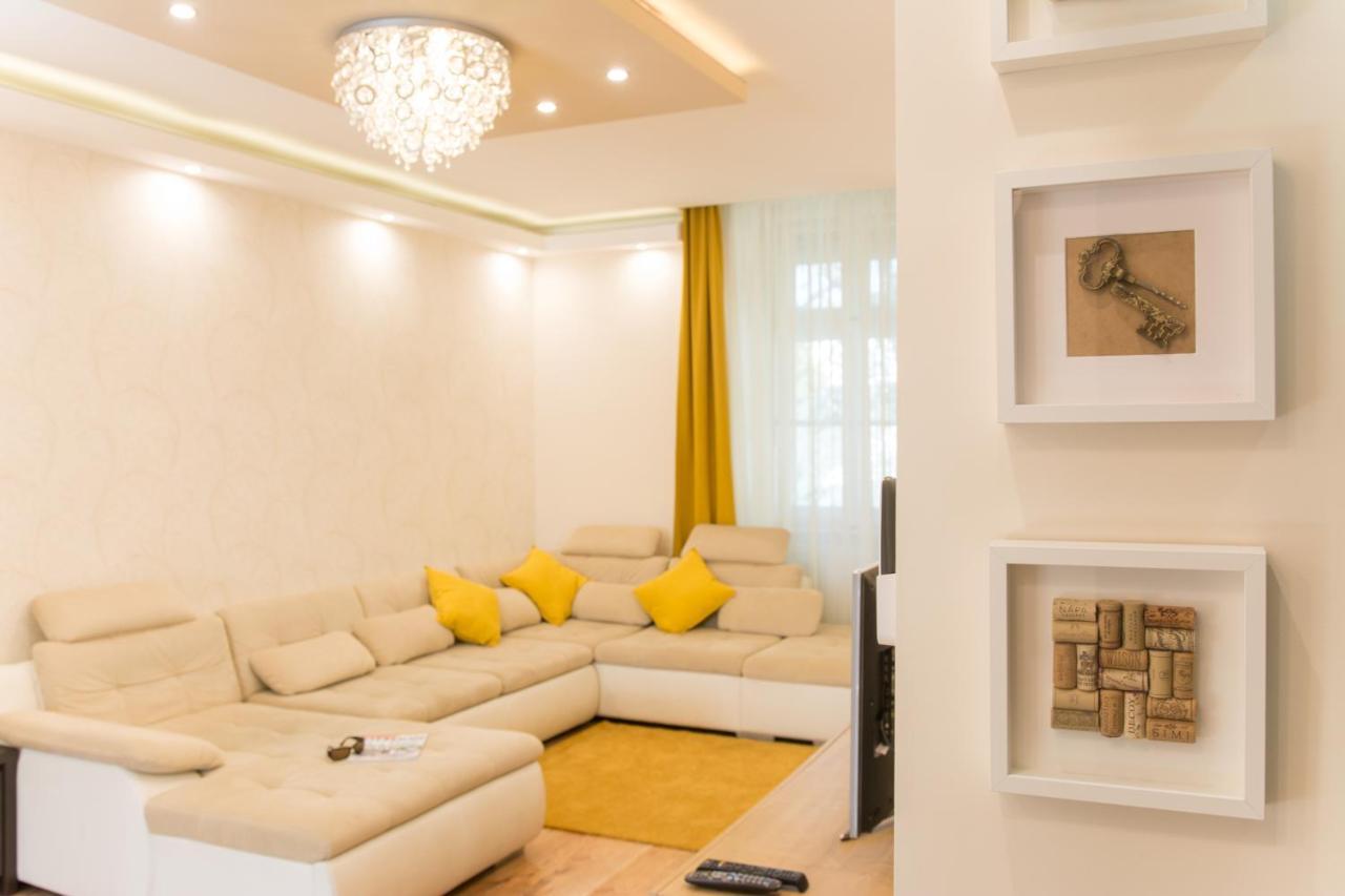 Cork Apartman Eger Bagian luar foto